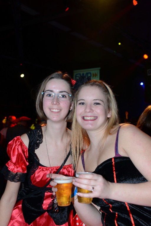 ../Images/Jubileum feest 5x11 354.jpg